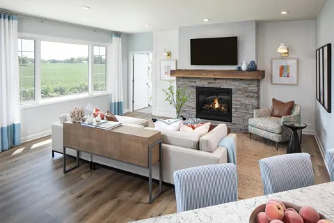 8017 Xyloid Lane