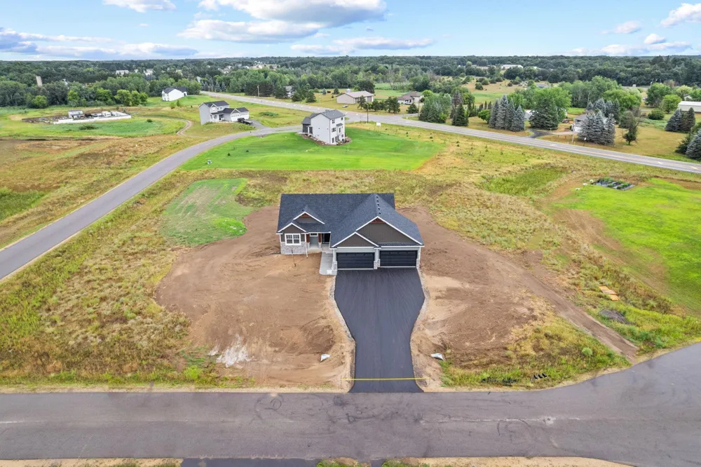 20615 Redwood Street NW Oak Grove, MN 55011