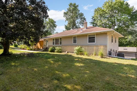 9807 Cedar Lake Road