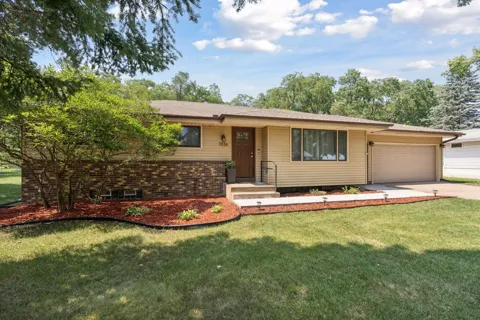 7836 Woodlawn Drive