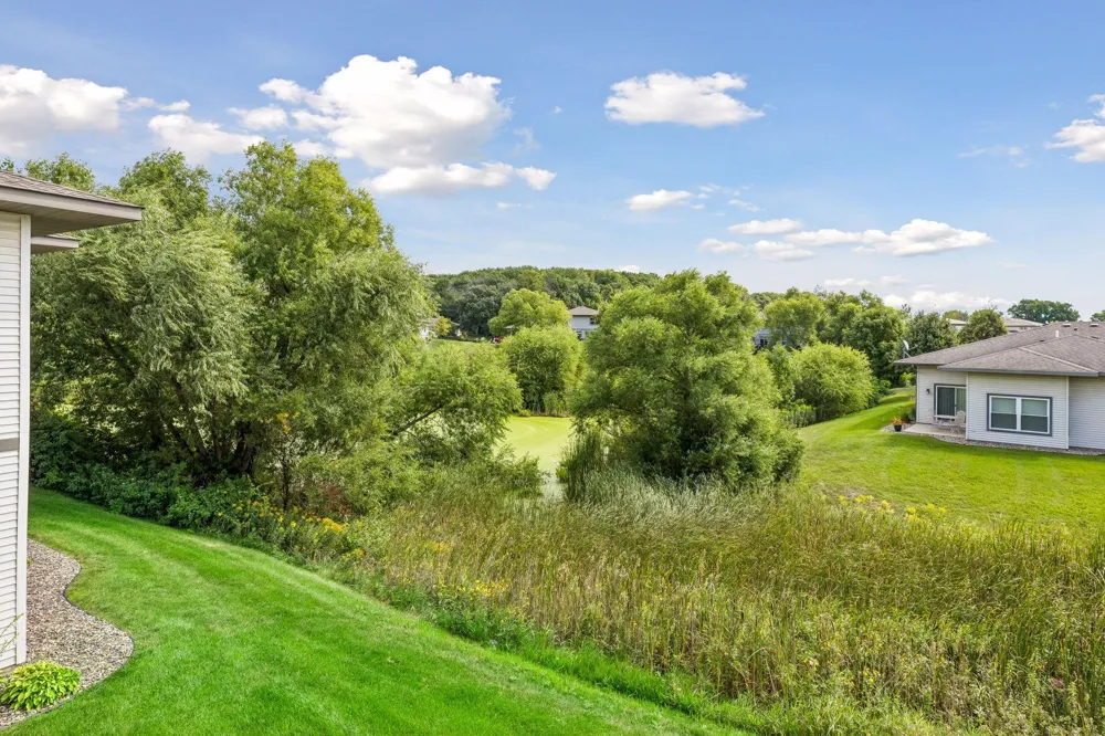 1232 Vernon Drive Carver, MN 55315