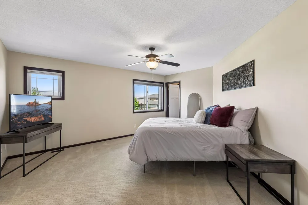 1232 Vernon Drive Carver, MN 55315