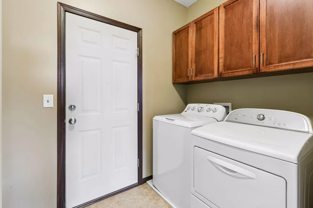 1232 Vernon Drive Carver, MN 55315