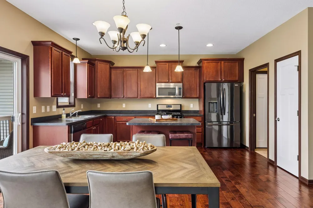 1232 Vernon Drive Carver, MN 55315