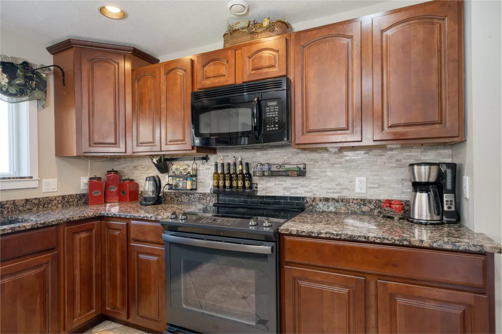 21564 Sugarbush Lane Cohasset, MN 55721