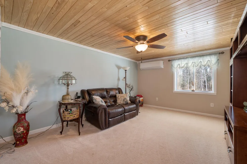 21564 Sugarbush Lane Cohasset, MN 55721