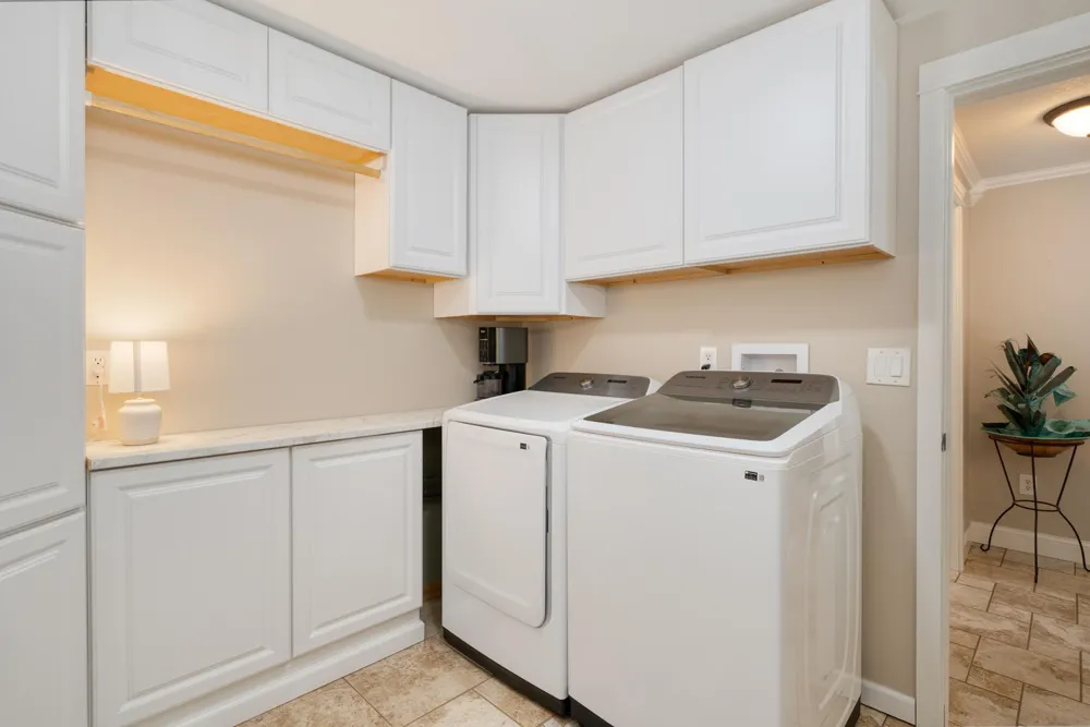 21564 Sugarbush Lane Cohasset, MN 55721