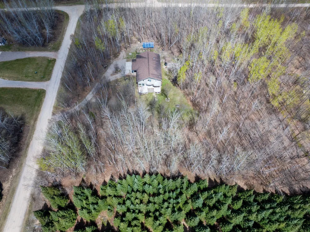 21564 Sugarbush Lane Cohasset, MN 55721