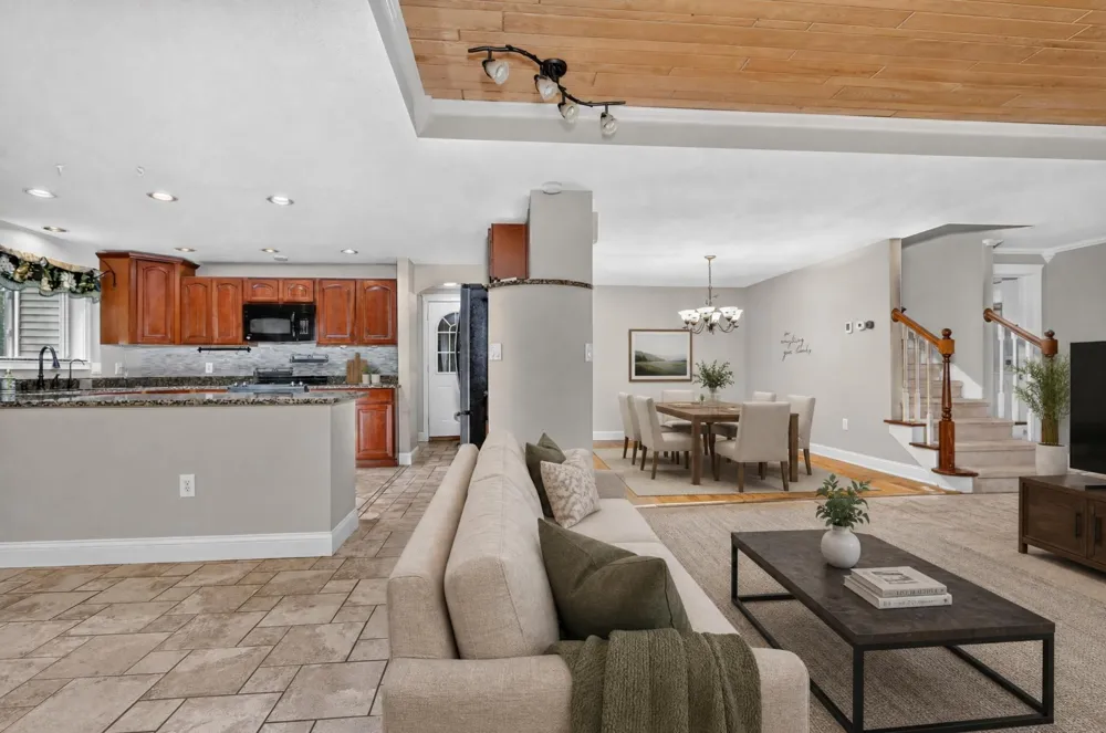 21564 Sugarbush Lane Cohasset, MN 55721