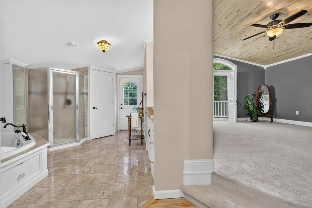 21564 Sugarbush Lane Cohasset, MN 55721