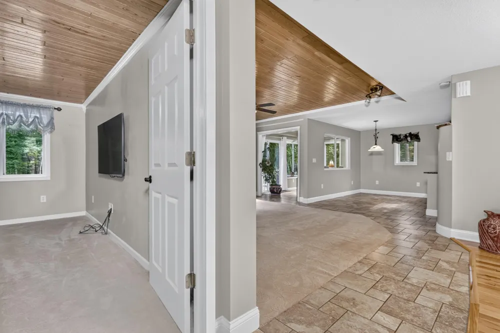 21564 Sugarbush Lane Cohasset, MN 55721