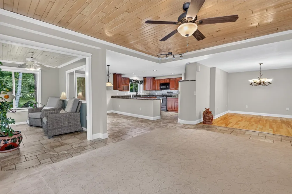 21564 Sugarbush Lane Cohasset, MN 55721