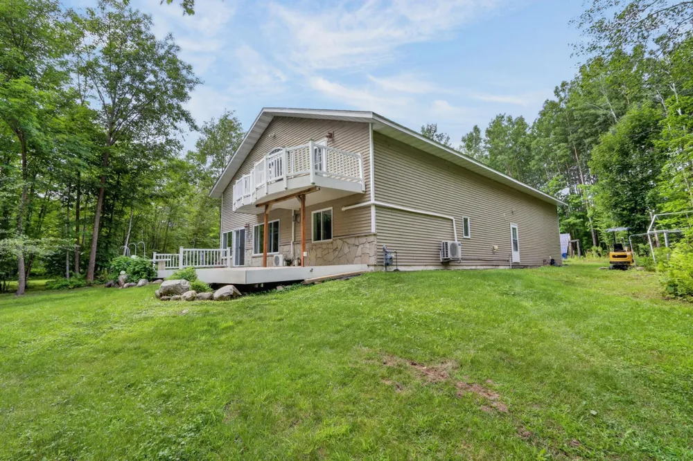 21564 Sugarbush Lane Cohasset, MN 55721