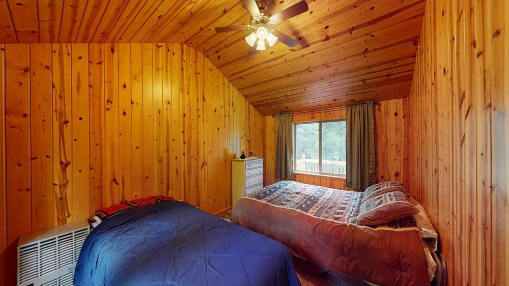 668 East Bay Crane Lake, MN 55725