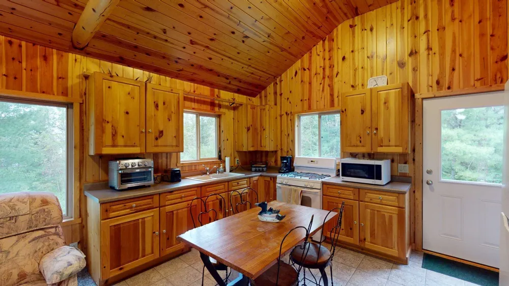668 East Bay Crane Lake, MN 55725