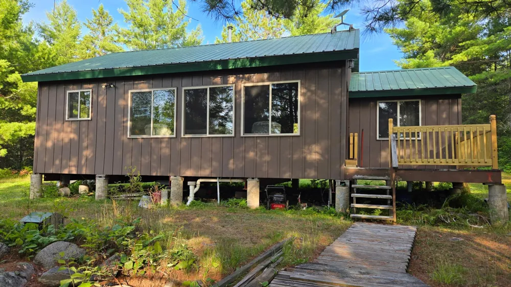 668 East Bay Crane Lake, MN 55725