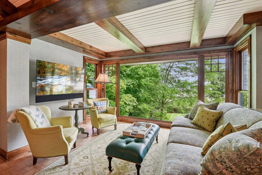 4115 Lotus Drive Minnetrista, MN 55331