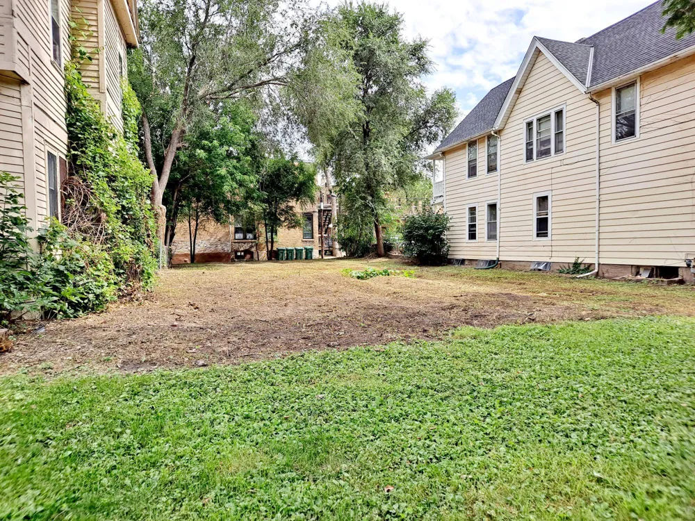 2505 Aldrich Avenue S Minneapolis, MN 55405