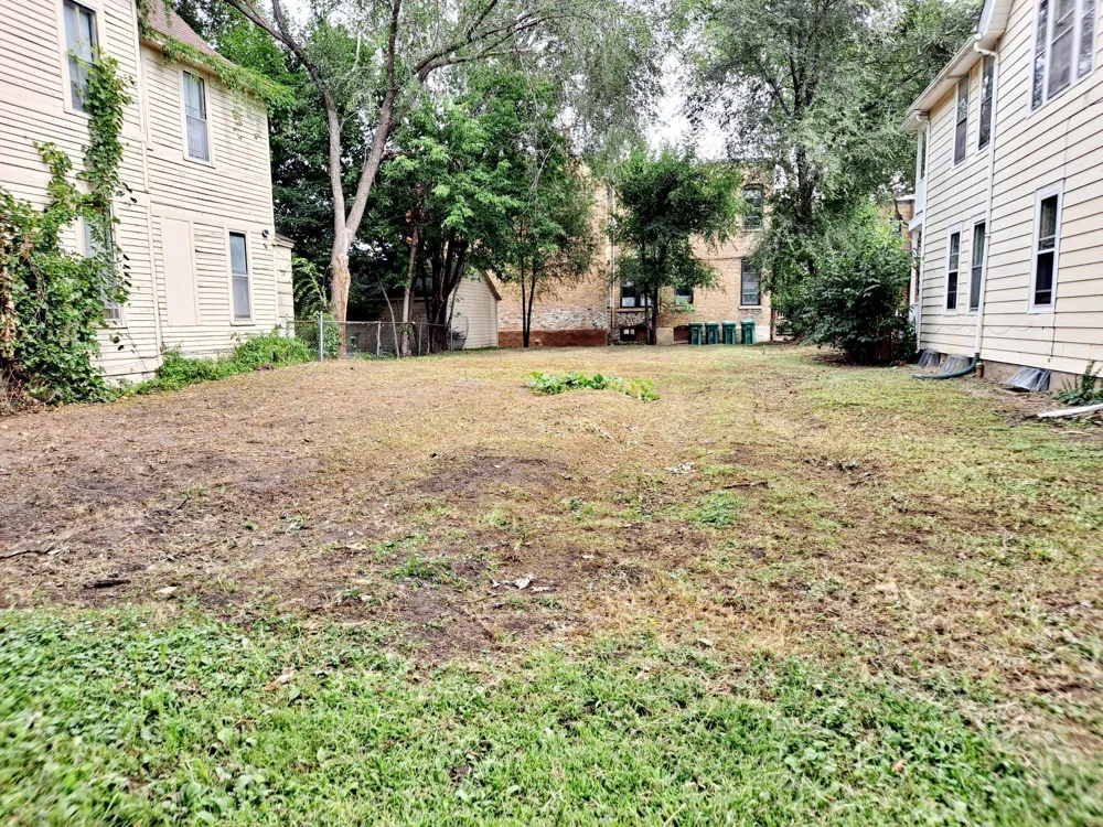 2505 Aldrich Avenue S Minneapolis, MN 55405