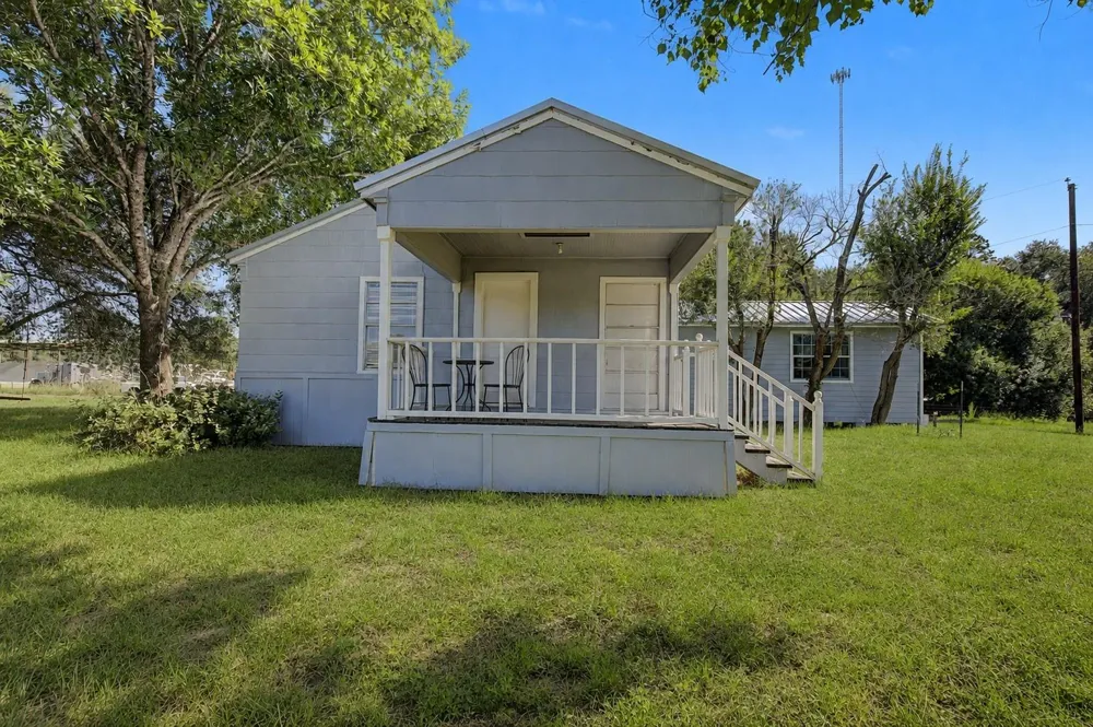 908 Fm 1280 E Lovelady, TX 75851