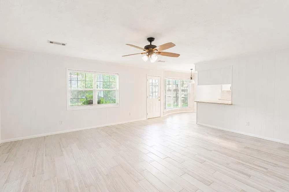 8702 Landwood Drive Houston, TX 77040