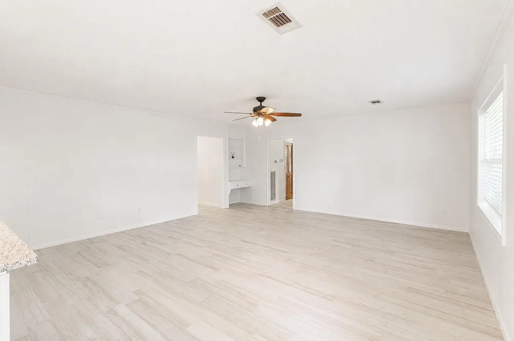 8702 Landwood Drive Houston, TX 77040