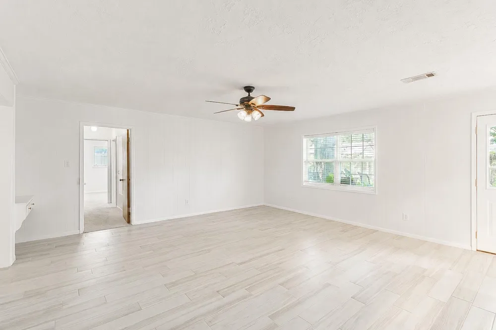 8702 Landwood Drive Houston, TX 77040