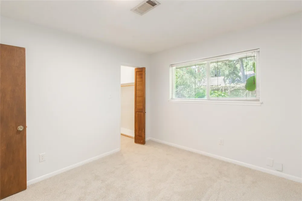 8702 Landwood Drive Houston, TX 77040