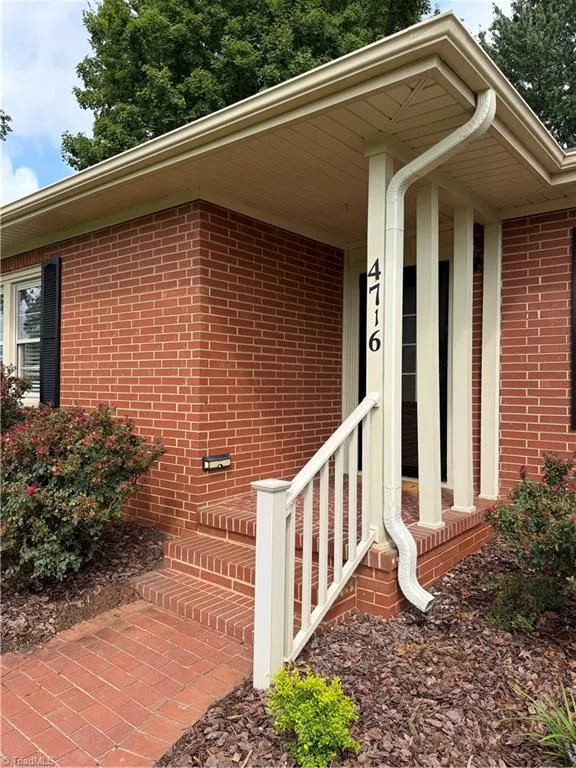 4716 NC Highway 150 Lexington, NC 27295