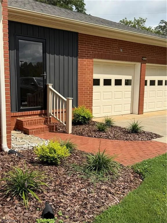 4716 NC Highway 150 Lexington, NC 27295