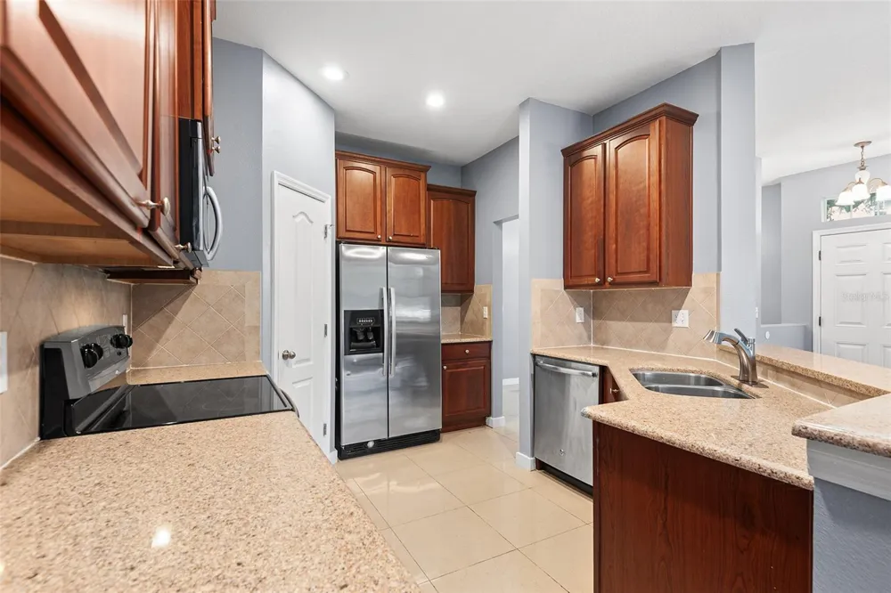 6745 BREEZY PALM DRIVE Riverview, FL 33578
