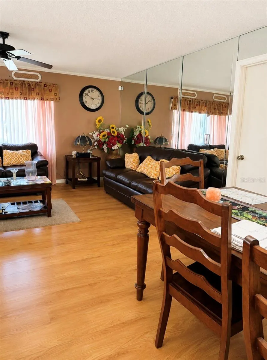 1012 FOREST CIRCLE Winter Springs, FL 32708