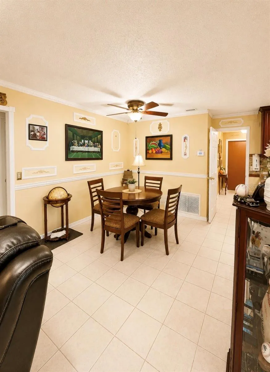 1012 FOREST CIRCLE Winter Springs, FL 32708