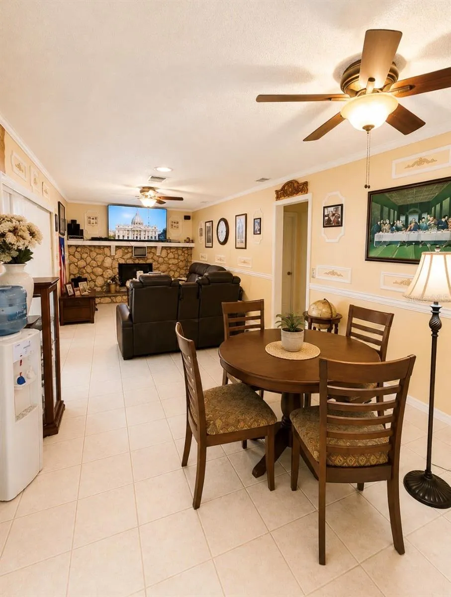 1012 FOREST CIRCLE Winter Springs, FL 32708