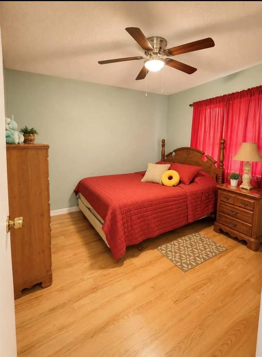 1012 FOREST CIRCLE Winter Springs, FL 32708