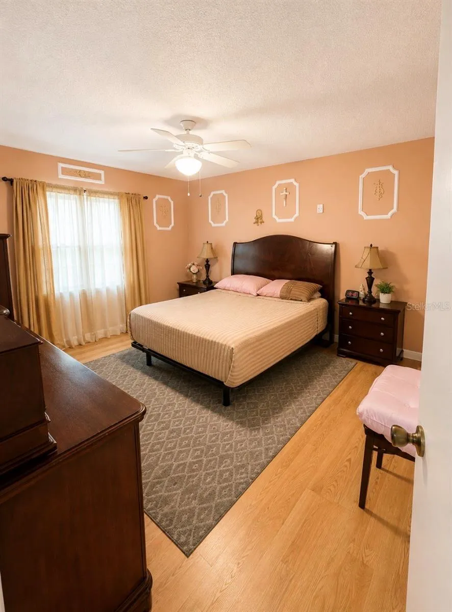 1012 FOREST CIRCLE Winter Springs, FL 32708