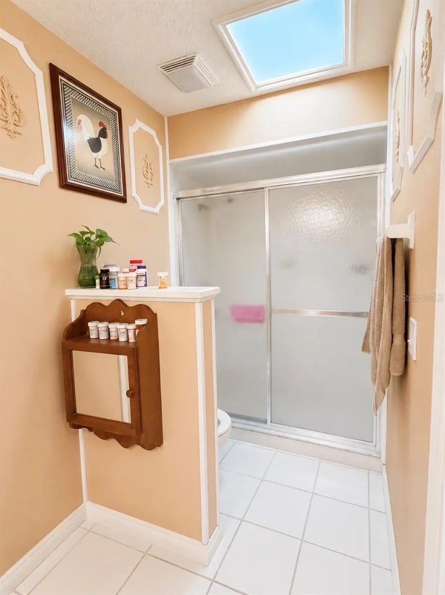 1012 FOREST CIRCLE Winter Springs, FL 32708