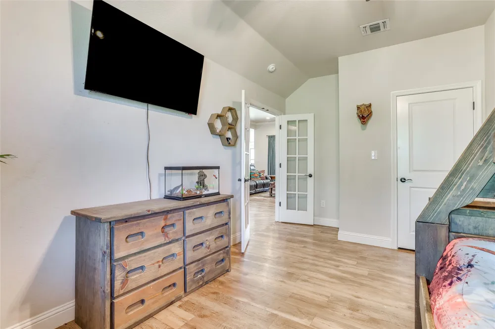 1000 Churchill Lane Millsap, TX 76066