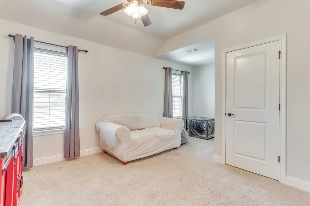 1000 Churchill Lane Millsap, TX 76066