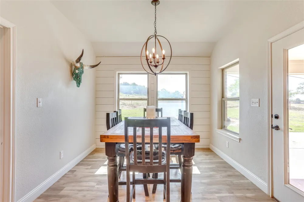 1000 Churchill Lane Millsap, TX 76066