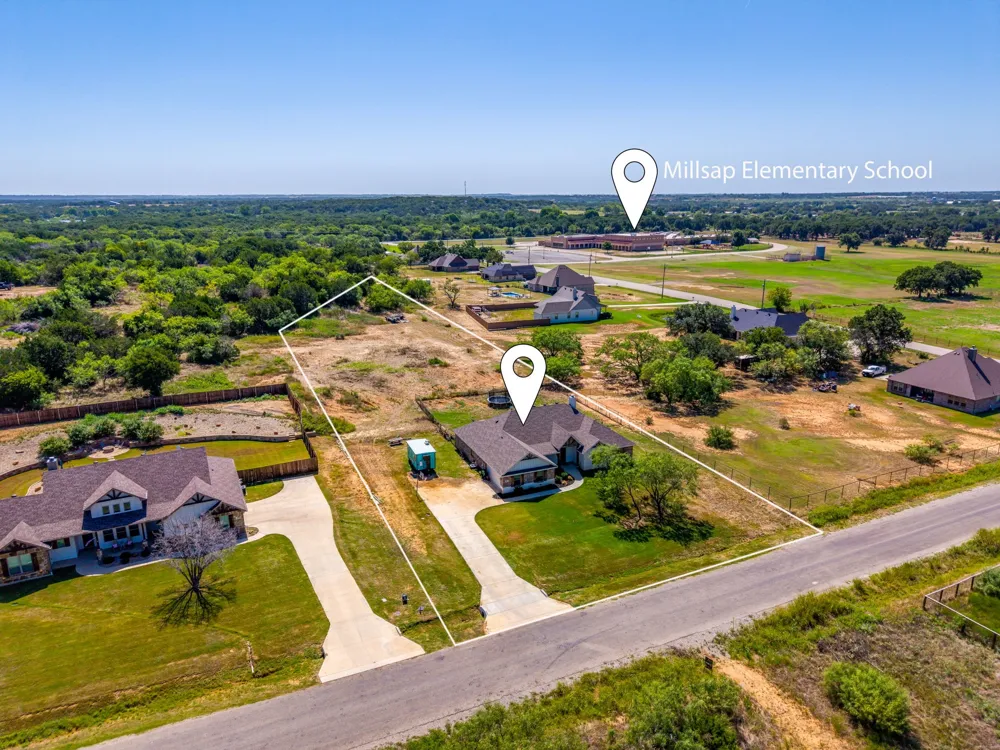 1000 Churchill Lane Millsap, TX 76066