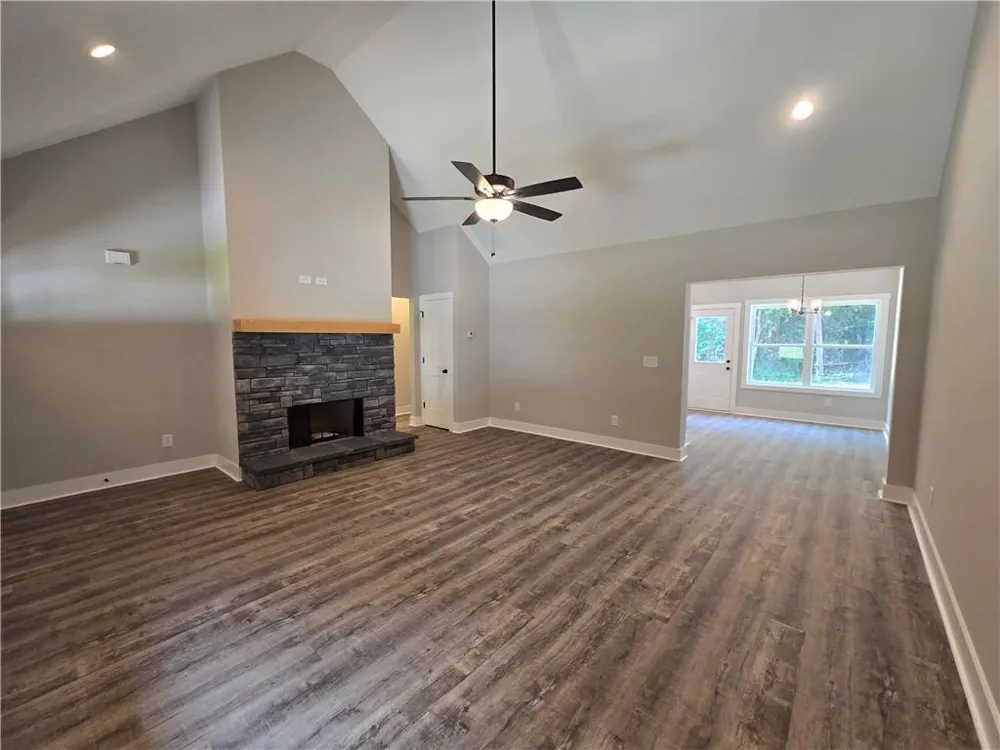656 Highland Avenue Hartwell, GA 30643