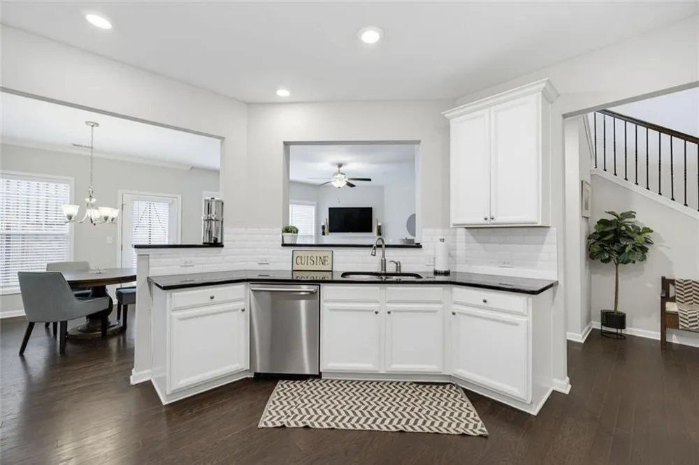 513 Coral Street SW Marietta, GA 30064