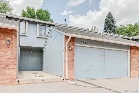 2754 S Lansing Way