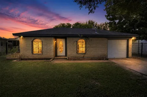 1106 Mooney Road