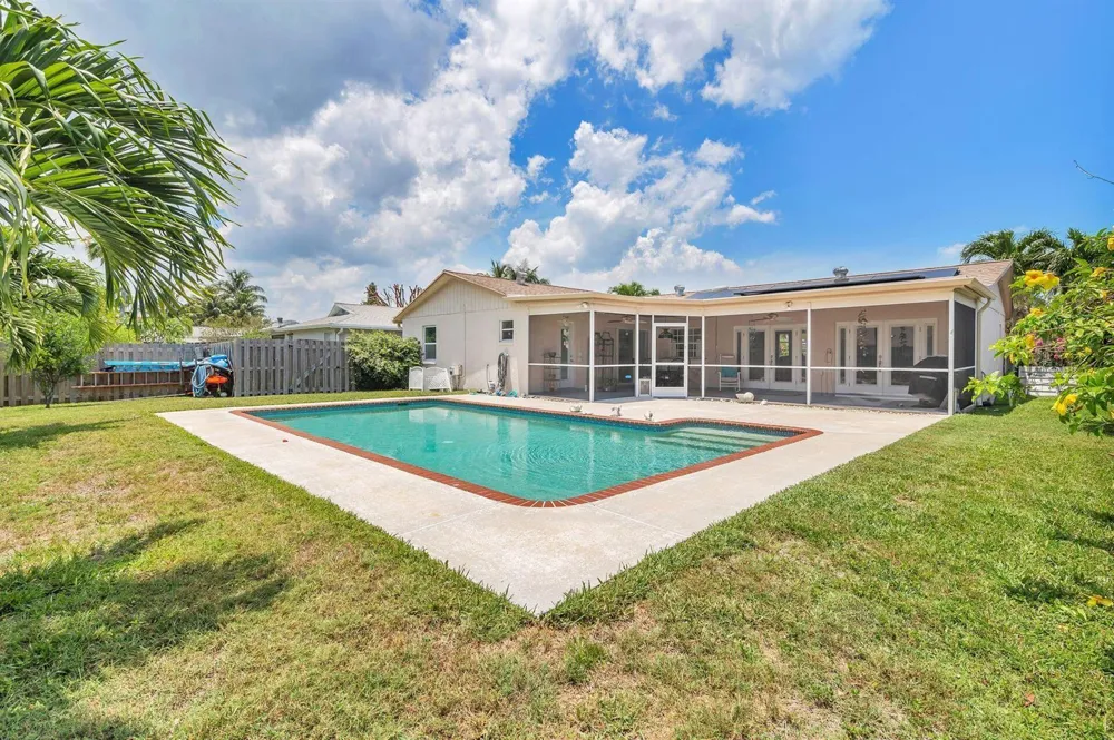 502 OAK TERRACE Jupiter, FL 33458