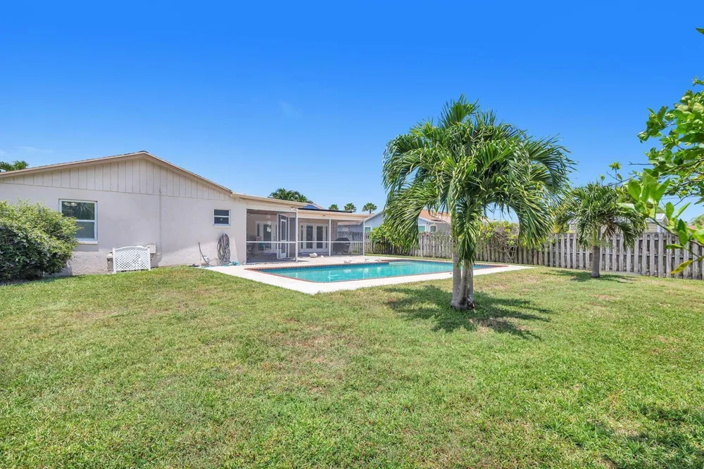 502 OAK TERRACE Jupiter, FL 33458