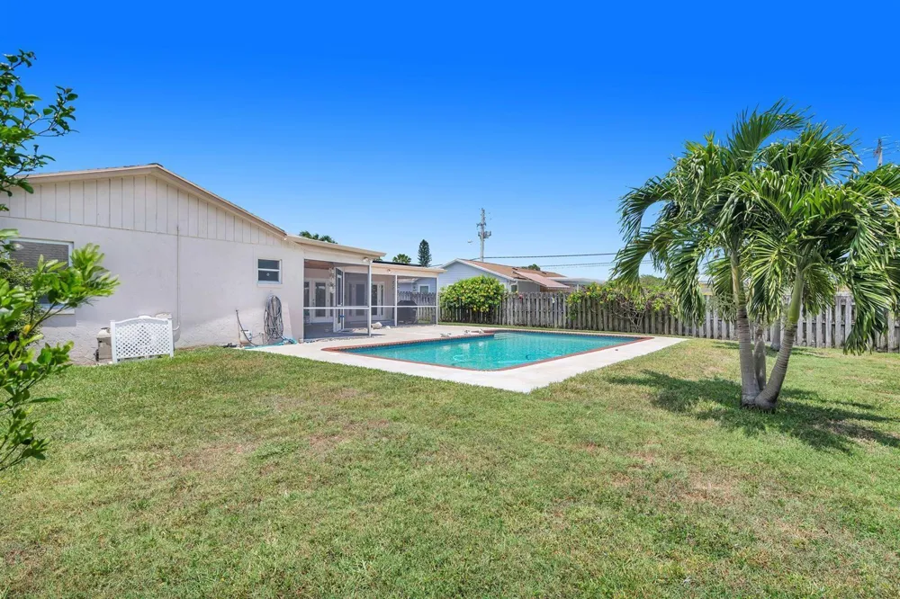 502 OAK TERRACE Jupiter, FL 33458