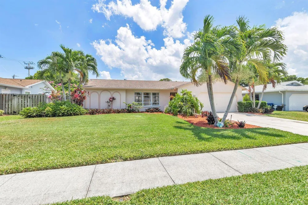 502 OAK TERRACE Jupiter, FL 33458