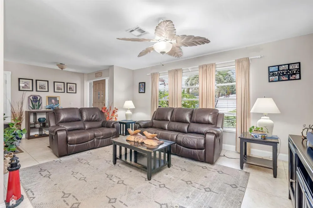 502 OAK TERRACE Jupiter, FL 33458